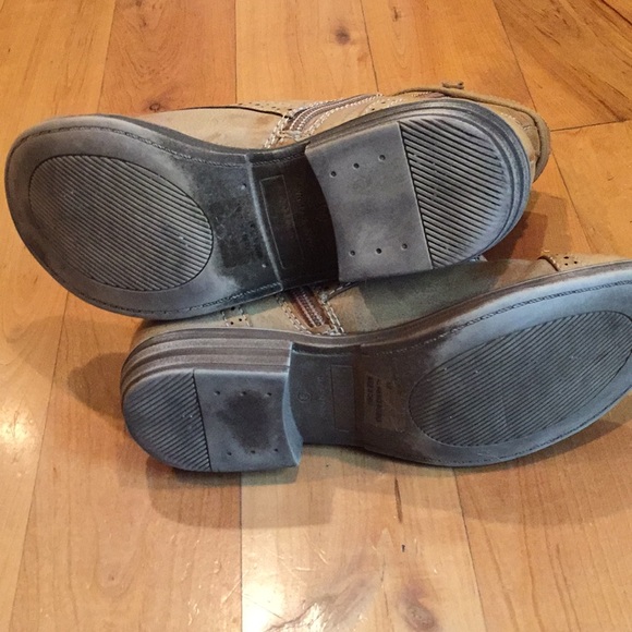 Boots, tan - Picture 5 of 5